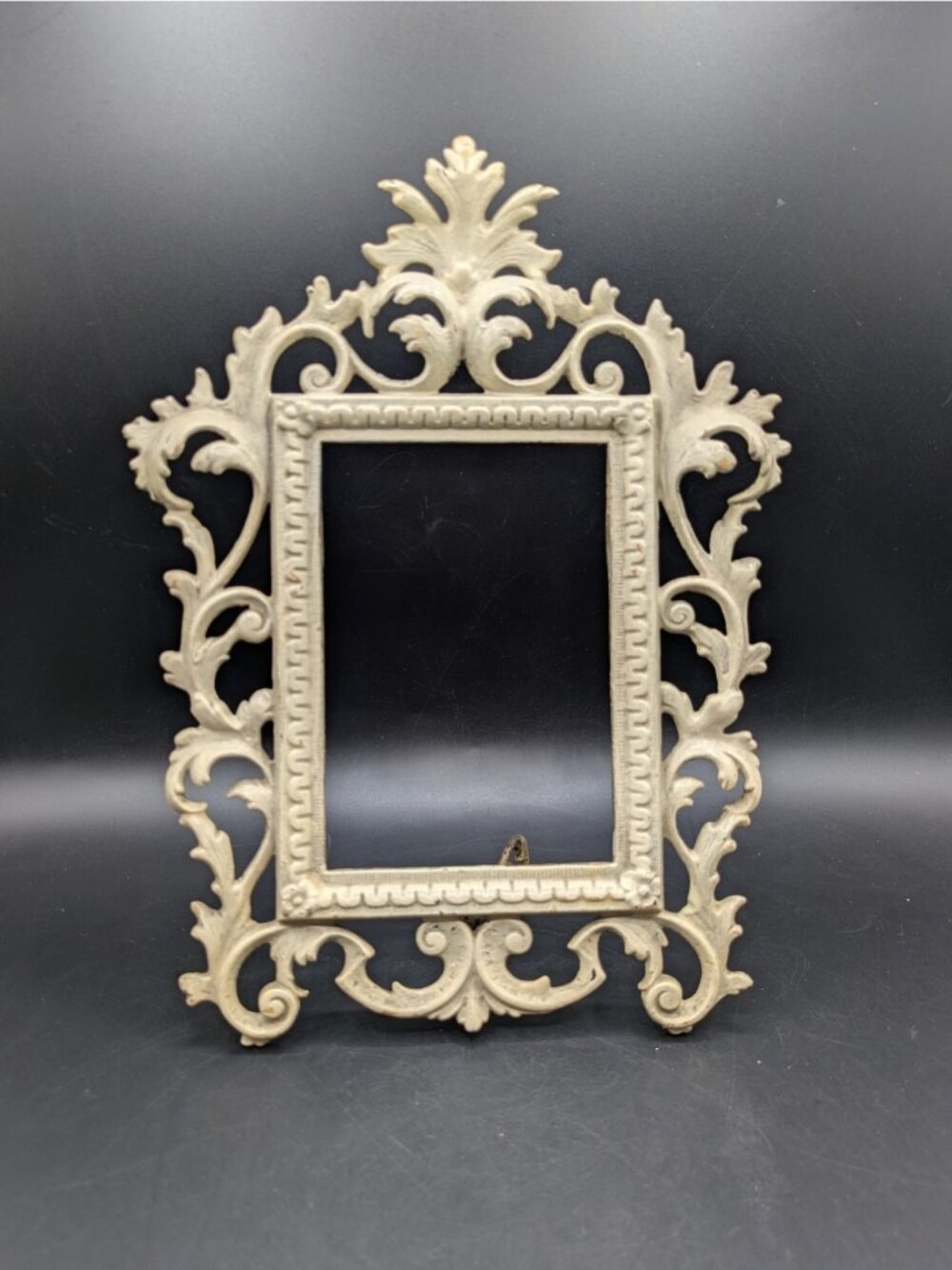 Antique Victorian Painted Cast Iron Ornate Metal Picture Frame Easel Back 4x6